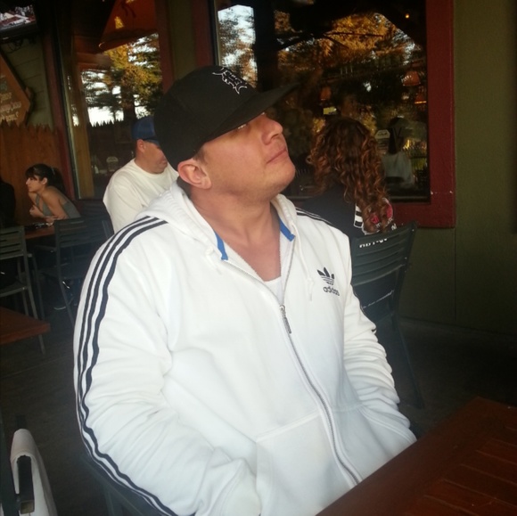 Meet your Posher, Stephen - Picture 1 of 1